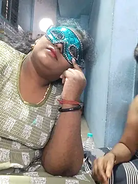 Snapshot of divyasree1431 chatting on 03-11-26, 07:47 divyasree1431 online show from 03-11-26, 07:47