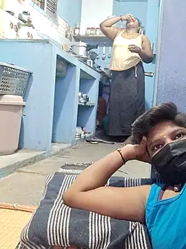 Snapshot of divyasree1431 chatting on 03-15-26, 01:50 divyasree1431 online show from 03-15-26, 01:50