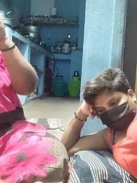 Snapshot of divyasree1431 chatting on 03-25-26, 06:14 divyasree1431 online show from 03-25-26, 06:14