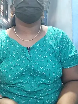 Snapshot of divyasree1431 chatting on 04-03-26, 04:10 divyasree1431 online show from 04-03-26, 04:10