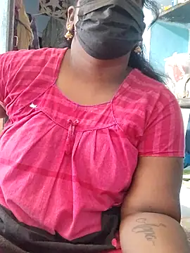 Snapshot of divyasree1431 chatting on 04-05-26, 05:26 divyasree1431 online show from 04-05-26, 05:26