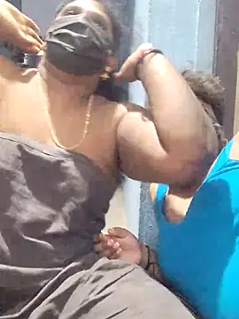 Snapshot of divyasree1431 chatting on 04-05-26, 05:32 divyasree1431 online show from 04-05-26, 05:32