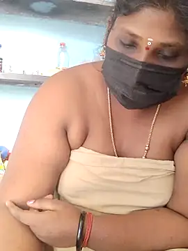 Snapshot of divyasree1431 chatting on 04-09-26, 06:19 divyasree1431 online show from 04-09-26, 06:19