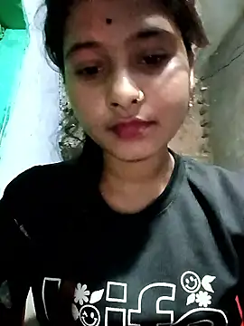 Snapshot of Nirasha_cute chatting on 01-16-26, 08:35 Nirasha cute online show from 01-16-26, 08:35