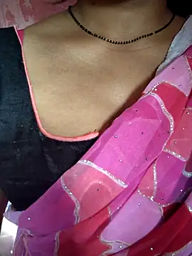 Nilam cute online show from 04-16-26, 10:27