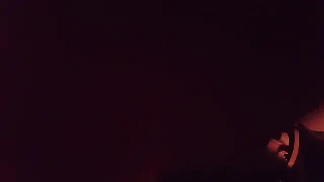 Snapshot of YeahDaynight2 chatting on 01-08-26, 02:03 YeahDaynight2 online show from 01-08-26, 02:03