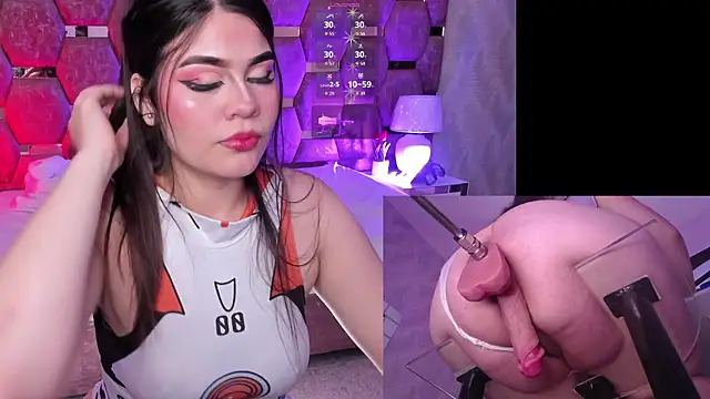 Snapshot of IsabellaBlow chatting on 05-15-26, 01:51 IsabellaBlow online show from 05-15-26, 01:51