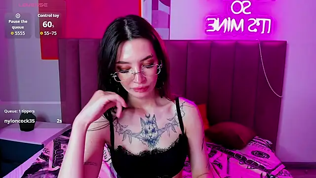 IvyDainty online show from 06-27-26, 12:44
