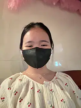 Gwen879 online show from 02-05-26, 03:22