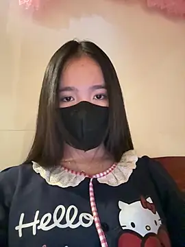 Gwen879 online show from 02-06-26, 01:14