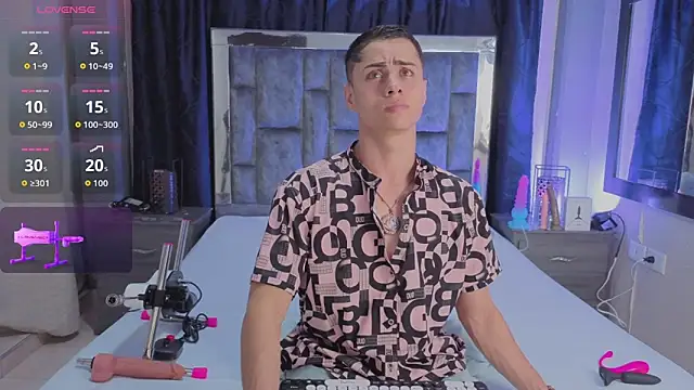 LeoMonnroe online show from 03-31-26, 07:14