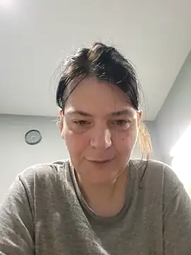 Snapshot of roksa2026 chatting on 04-19-26, 05:18 roksa2026 online show from 04-19-26, 05:18