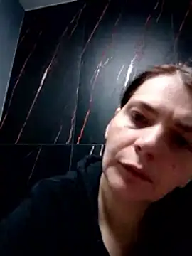 Snapshot of roksa2026 chatting on 06-11-26, 07:17 roksa2026 online show from 06-11-26, 07:17