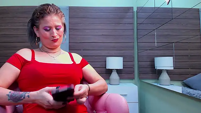 Hadde multisquirt online show from 03-12-26, 12:00