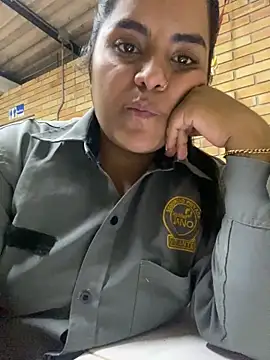 Snapshot of Isabel_3 chatting on 01-31-26, 11:25 Isabel 3 online show from 01-31-26, 11:25