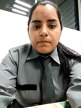 Snapshot of Isabel_3 chatting on 02-25-26, 02:21 Isabel 3 online show from 02-25-26, 02:21