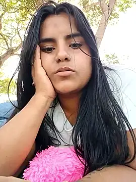 Snapshot of Isabel_3 chatting on 03-01-26, 08:22 Isabel 3 online show from 03-01-26, 08:22