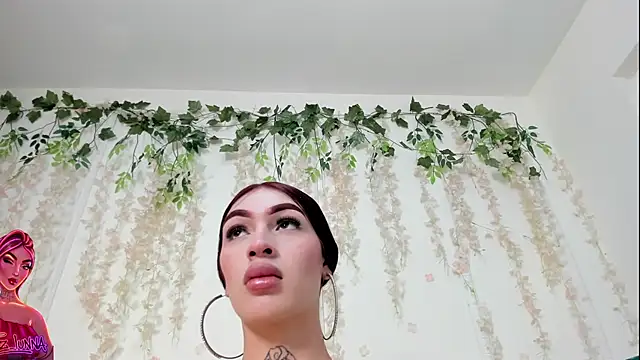 Snapshot of lizz_lunna chatting on 07-07-26, 06:45 lizz lunna online show from 07-07-26, 06:45