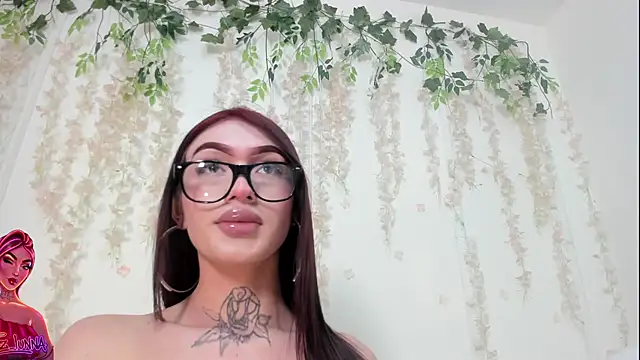 Snapshot of lizz_lunna chatting on 07-14-26, 12:46 lizz lunna online show from 07-14-26, 12:46