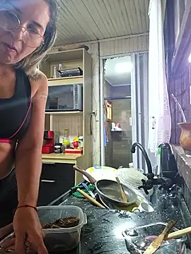 bellafortune69 online show from 04-25-26, 06:27