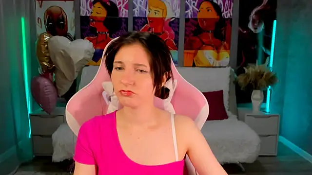 Snapshot of KikaOsterman chatting on 03-18-26, 06:11 KikaOsterman online show from 03-18-26, 06:11