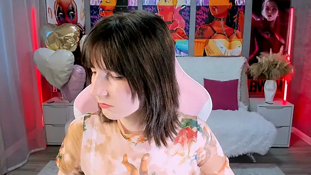 Snapshot of KikaOsterman chatting on 03-29-26, 02:28 KikaOsterman online show from 03-29-26, 02:28