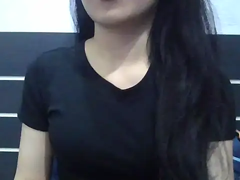 Snapshot of berry_alma06 chatting on 07-10-26, 01:03 berry alma06 online show from 07-10-26, 01:03