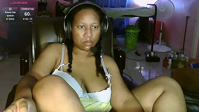 Eirondra valeen online show from 05-22-26, 07:26