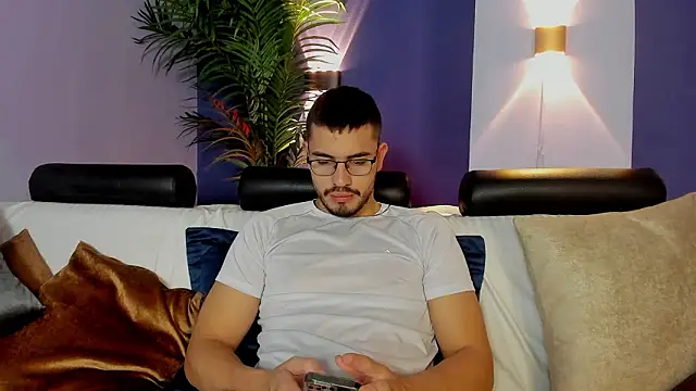 Snapshot of Jay_Grip chatting on 03-15-26, 05:41 Jay Grip online show from 03-15-26, 05:41