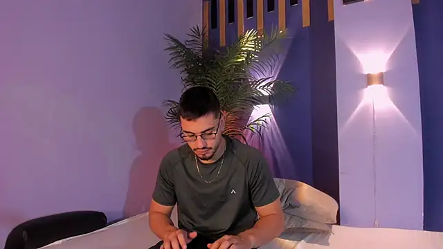 Snapshot of Jay_Grip chatting on 03-30-26, 07:15 Jay Grip online show from 03-30-26, 07:15