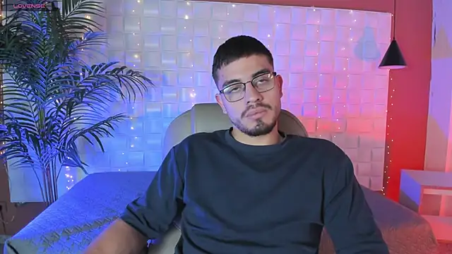 Snapshot of Jay_Grip chatting on 04-15-26, 07:58 Jay Grip online show from 04-15-26, 07:58