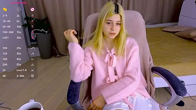 ApheliaStar online show from 02-05-26, 04:11