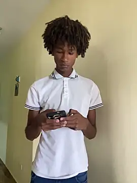 twink gabrielll online show from 04-16-26, 12:39