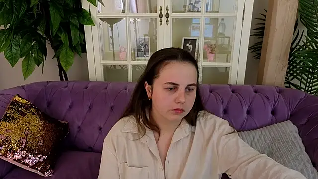 MikaFoxy online show from 04-10-26, 05:45