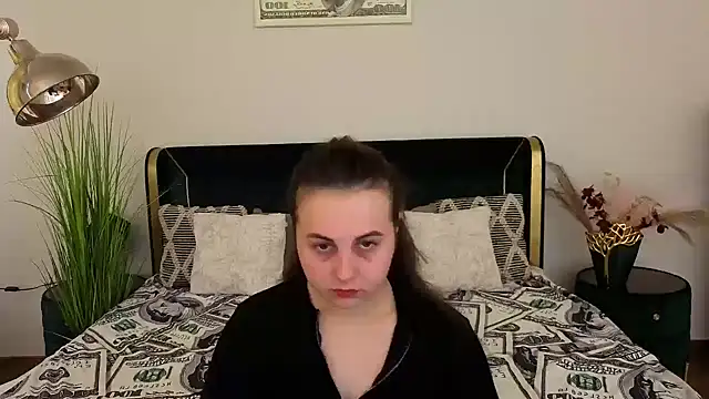 MikaFoxy online show from 04-22-26, 05:32