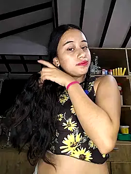 Snapshot of l0lita_emi chatting on 03-28-26, 10:15 l0lita emi online show from 03-28-26, 10:15