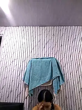 Snapshot of l0lita_emi chatting on 04-14-26, 11:16 l0lita emi online show from 04-14-26, 11:16