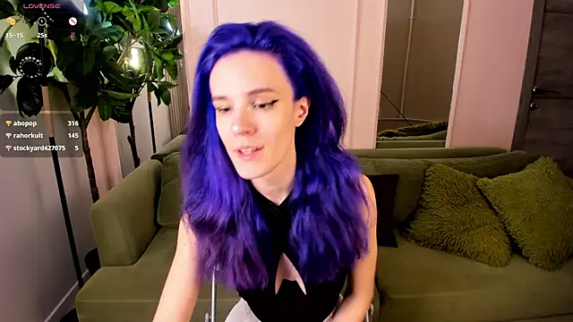 AuraLaunni online show from 05-16-26, 06:54