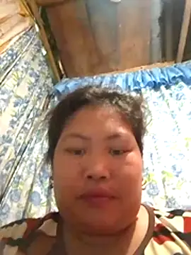 Snapshot of pinay_rose14 chatting on 04-17-26, 09:45 pinay rose14 online show from 04-17-26, 09:45