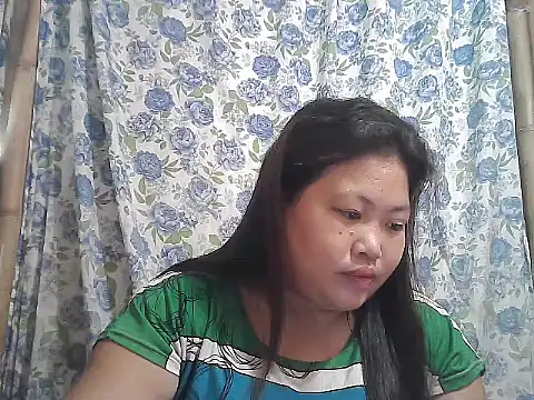 Snapshot of pinay_rose14 chatting on 05-03-26, 03:01 pinay rose14 online show from 05-03-26, 03:01