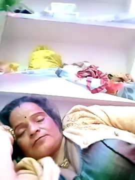 kiiuu sexe online show from 02-19-26, 09:33