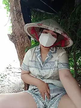 EnzxMoon02 online show from 05-18-26, 05:57