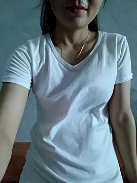 Snapshot of Vanvan68xx chatting on 04-05-26, 07:27 Vanvan68xx online show from 04-05-26, 07:27