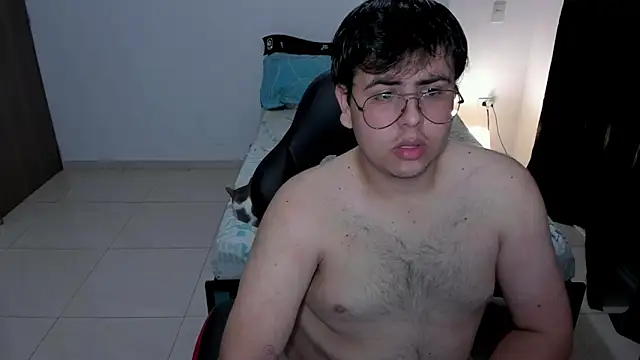 Dylan cr online show from 03-28-26, 02:44