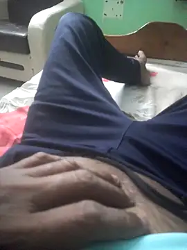 Snapshot of deshi9inch9 chatting on 05-31-26, 06:42 deshi9inch9 online show from 05-31-26, 06:42