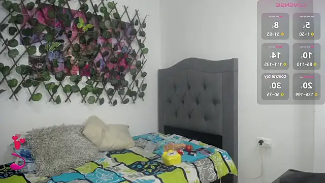 tifanny chambers online show from 02-17-26, 07:09