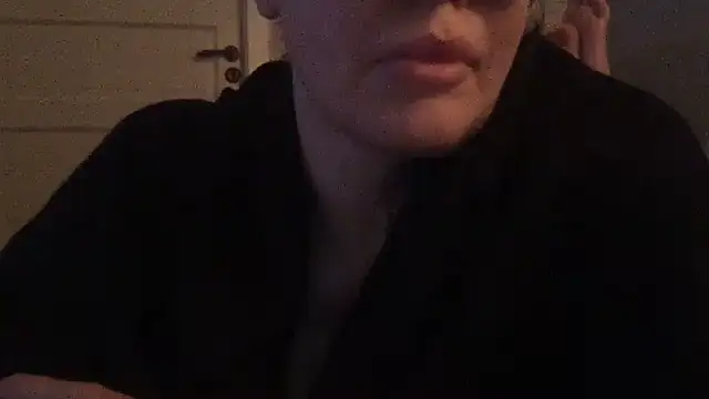 Snapshot of ChristieCru chatting on 01-18-26, 08:56 ChristieCru online show from 01-18-26, 08:56