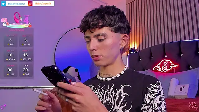 Snapshot of Maiky_Cooper01 chatting on 07-15-26, 08:58 Maiky Cooper01 online show from 07-15-26, 08:58