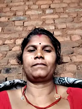 Hot di97 online show from 03-05-26, 12:39