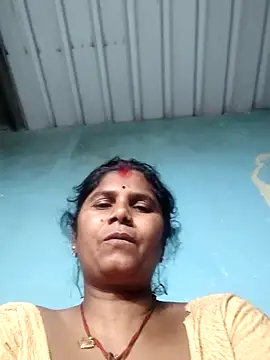 Hot di97 online show from 05-14-26, 02:02